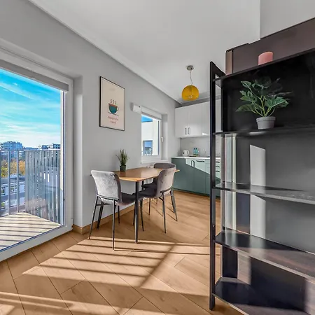 Apartment Kurkowa Cozy By Bookinghost *